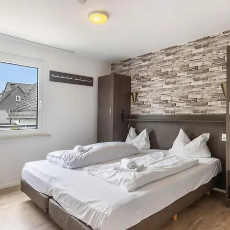 Vakantiehuis Lodge, Nahe Am Skigebiet, 8 Baeder, 2 Kuechen *